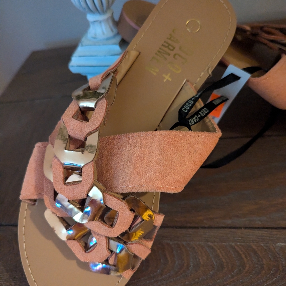 Sandals - Picture 2 of 3